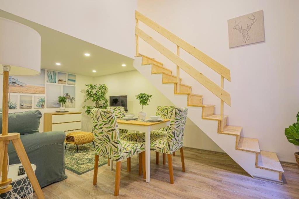 Cosy Flat In Akacfa Str., Aya Apartment Budapest Exterior photo